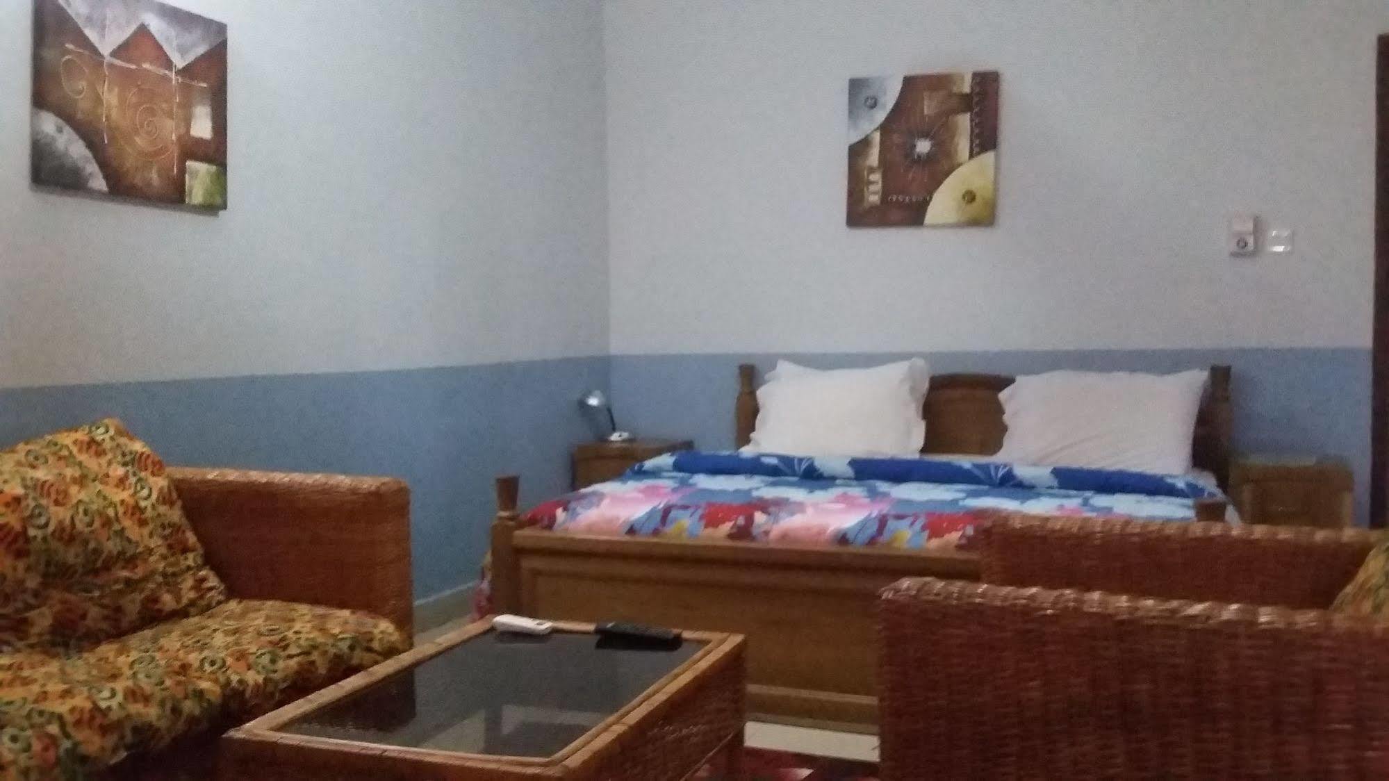 Bella Luxury Hotel Accra Exterior photo